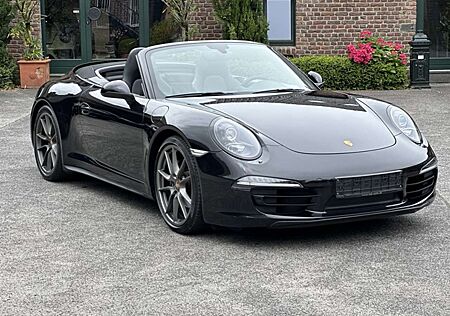 Porsche 991 911 Carrera 4 Cabriolet PDK*SPORTABGAS*BOSE*PASM*K