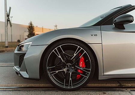 Audi R8 Spyder V10 performance | Voll | Carbon | Liebhaber