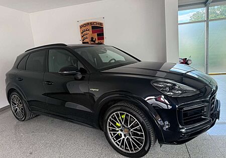 Porsche Cayenne E-Hybrid - SPORTPAKET- SPORT DESIGN PAKE