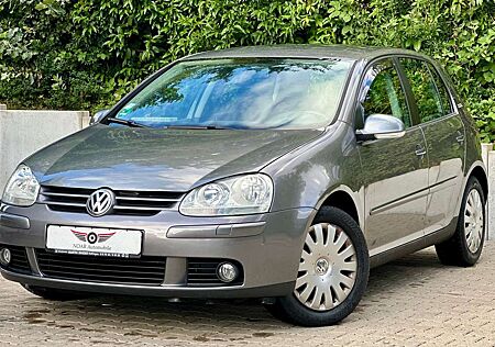 VW Golf Volkswagen TÜV NEU+1 HAND+SCHECKHEFT+SHZ+PDC