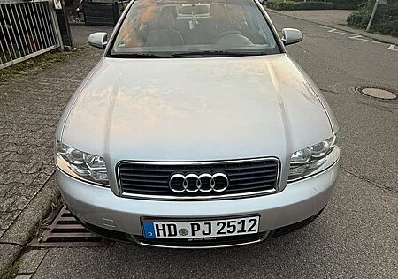 Audi A4 2.0 b6 / TÜV bis 04.2026