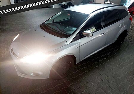 Ford Focus Turnier 1.6 Ti-VCT Titanium