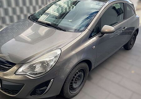 Opel Corsa 1.4 16V Color Edition