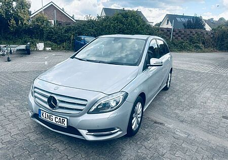 Mercedes-Benz B 180 *Automatik 7G-TRONIC*NAVI*XENONPDC*LED*ALU*