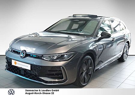 VW Passat Variant Volkswagen R-Line 1,5 l eHybrid OPF 177 PS/115