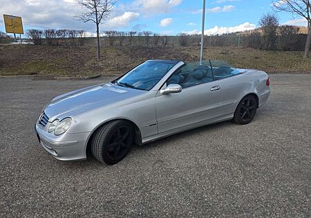 Mercedes-Benz CLK 320 Cabrio Avantgarde TÜV NEU 03/2028