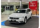 VW Passat Variant Volkswagen 2.0 TDi Alltrack 4Mot. NAVI-PANO-