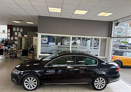 VW Passat Volkswagen Highline 4Motion DSG ACC+Lane+Frontassist