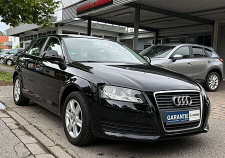 Audi A3 Sportback 1.6i Attraction/FACELIFT/SHZ/ALU