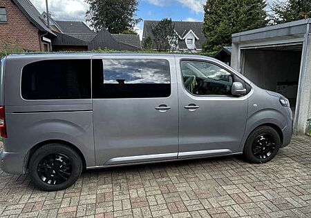 Opel Zafira Life 1.5 D M Selection(9 sitzer)