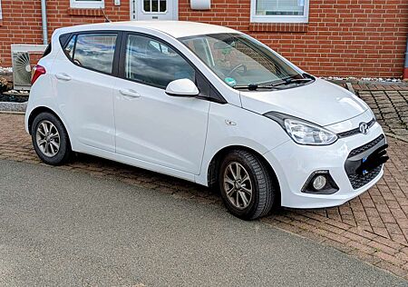 Hyundai i10 1.2 YES! Silver