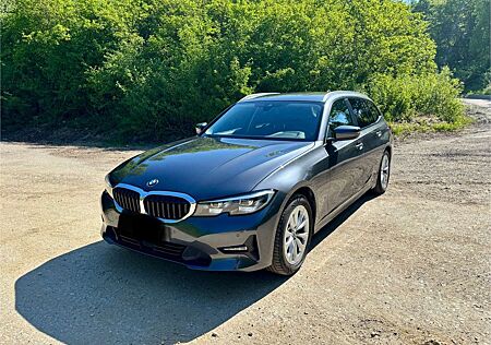 BMW 318i 318 3er Touring Touring Aut. Advantage