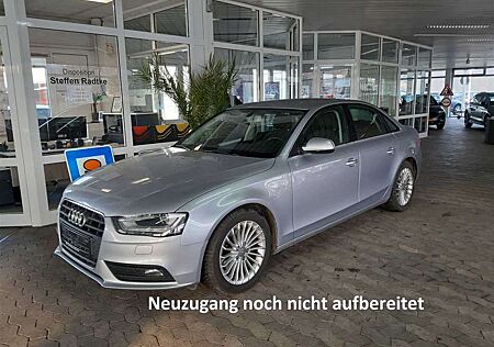 Audi A4 2.0 TDI Ambition NAVI+XENON+SHZ
