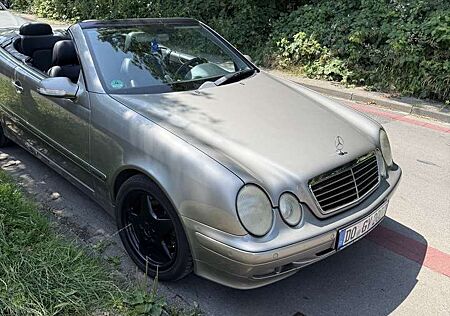 Mercedes-Benz CLK 230 Cabrio Kompressor Avantgarde final edition