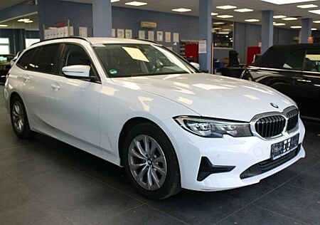 BMW 318i 318 Touring Aut. Advantage