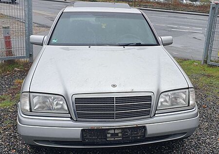 Mercedes-Benz C 180 C-Klasse Elegance. Schiebedach. Klima. Alufelgen