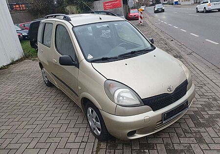 Toyota Yaris Verso 1.3, Viele neuer Teile, TÜV 06.2027