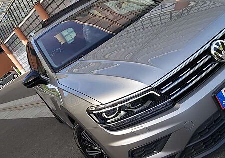 VW Tiguan Volkswagen 2.0 TDI SCR IQ.DRIVE
