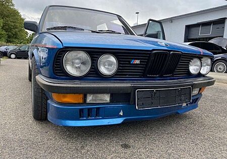 BMW 528i 528 M e28