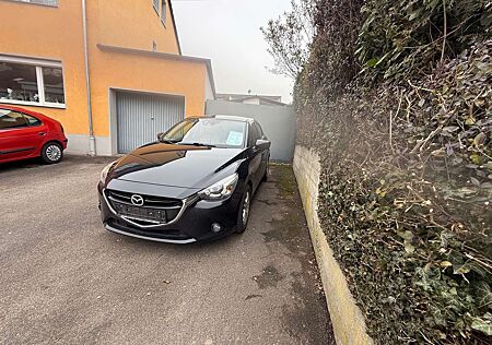 Mazda 2 White Edition Heat-up Display LED-Scheinwerfer ESP