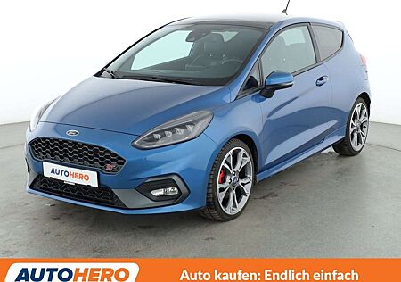Ford Fiesta 1.5 EcoBoost ST *NAVI*LED*TEMPO*CAM*PDC*SHZ*