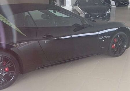 Maserati GranCabrio Sport