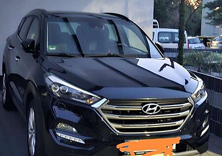 Hyundai Tucson 2.0 CRDi 4WD Automatik Premium