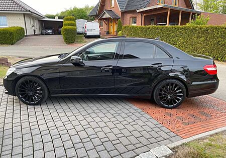 Mercedes-Benz E 350 CDI DPF 4Matic BlueEFFICIENCY 7G-TRONIC Avantgarde