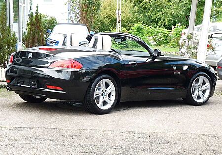 BMW Z4 sDrive 30i Sport-Aut.*Navi-Prof.*el.Sitze Memory*