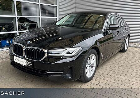BMW 520 iA NaviPro adLED GSD DAB MemSi 17"LM