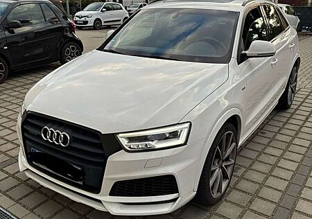 Audi Q3 2.0 TFSI quattro, Navi, Rückf. Kamera, elekt. Kof