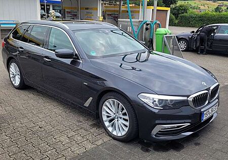 BMW 530d 530 xDrive Touring Aut.
