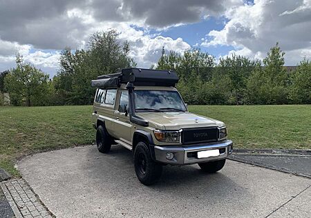 Toyota Land Cruiser GRJ 78