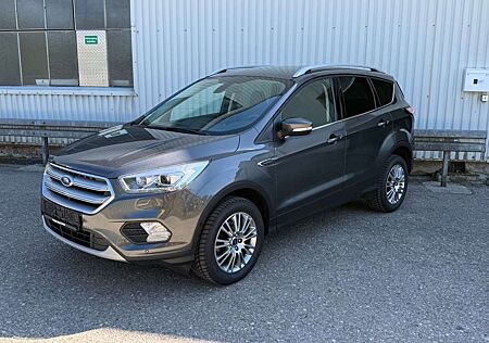 Ford Kuga Titanium*Navi*Kamera*Sony*1. Hand*