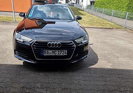 Audi A4 2.0 TDI S tronic
