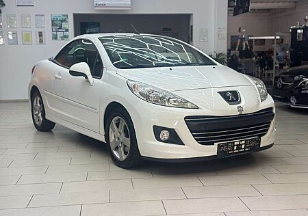Peugeot 207 CC 1.6 16V Cabrio Klima Sitzhzg. Sportsitze PDC Le