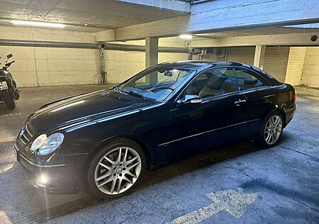 Mercedes-Benz CLK 200 Coupe Kompressor Automatik Avantgarde Sport Editio