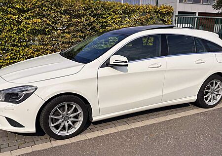 Mercedes-Benz CLA 180 CLA Shooting Brake 180