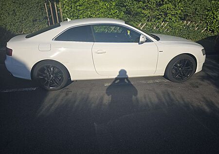 Audi A5 2.7 TDI S-Linef