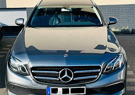 Mercedes-Benz E 220 d T 9G-TRONIC Avantgarde