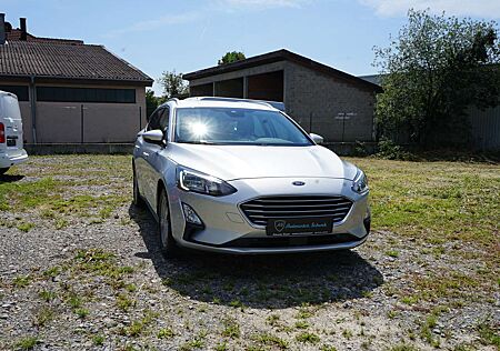Ford Focus Cool&Connect-1. HAND-NAVi-TEMPOMAT-R KAMERA-AHK