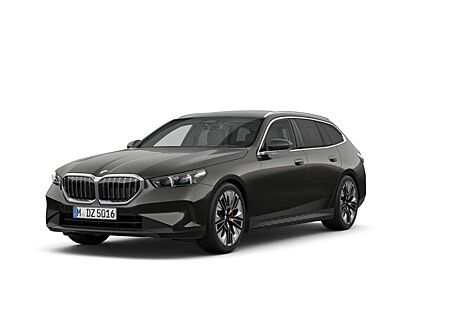 BMW 540 d xDrive Touring M Sport B&W AHK LHZ Iconic Glow