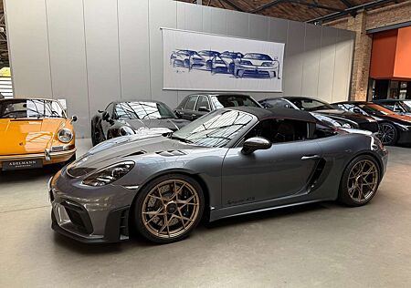 Porsche 718 Cayman 718 Spyder 718 Spyder RS*Weissach*likeNew*