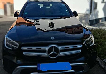 Mercedes-Benz GLC 300 E 4Matic 9G-TRONIC