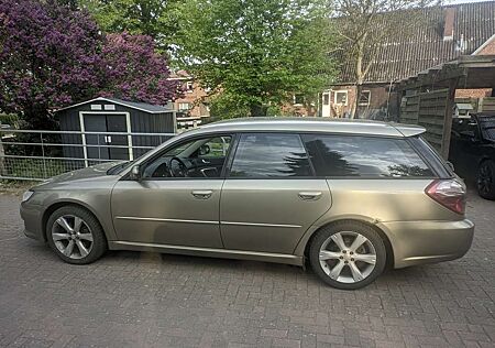 Subaru Legacy Kombi 2.0D Comfort