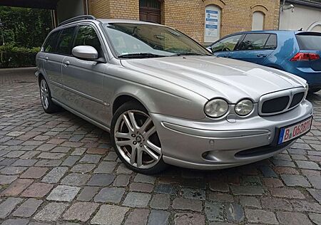 Jaguar X-Type Estate 3.0 V6 4x4 Aut. Executive Modell 2005