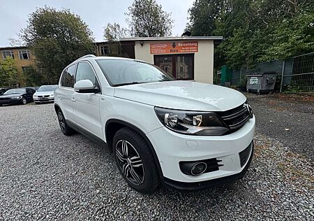 VW Tiguan Volkswagen 2.0 TDI DPF BlueMotion Technology Cup