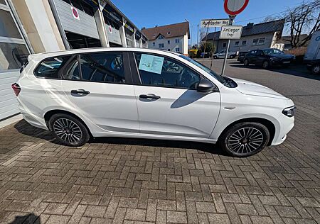 Fiat Tipo Kombi 101 Parksensor Sitzheizung App Connect