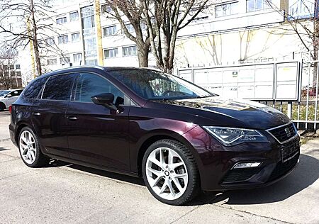 Seat Leon ST 1.8 TSI 132kW FR*LEDER*PANORAMA*LED*VIRTUAL*AHK