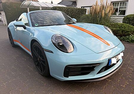 Porsche 992 911 Carrera Cabrio GTS PDK